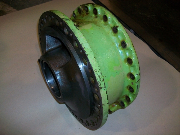 6880233